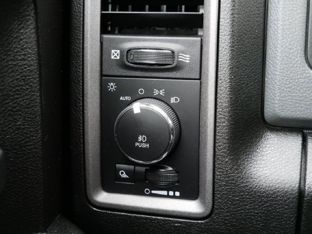 Thumbnail: 2019 RAM 1500 - 23