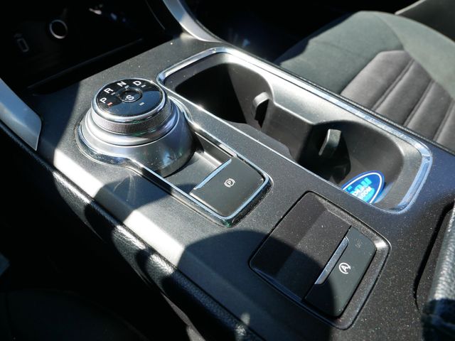 Thumbnail: 2017 Ford Fusion - 11