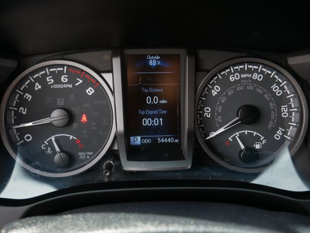 Thumbnail: 2022 Toyota Tacoma - 11