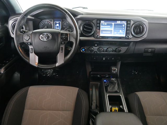 Thumbnail: 2022 Toyota Tacoma - 8