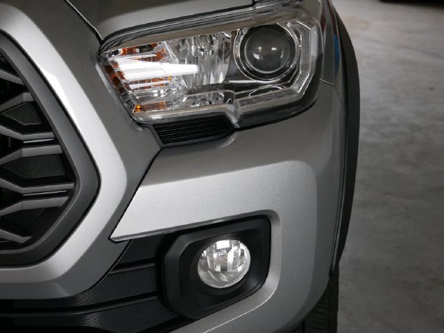 Thumbnail: 2022 Toyota Tacoma - 5