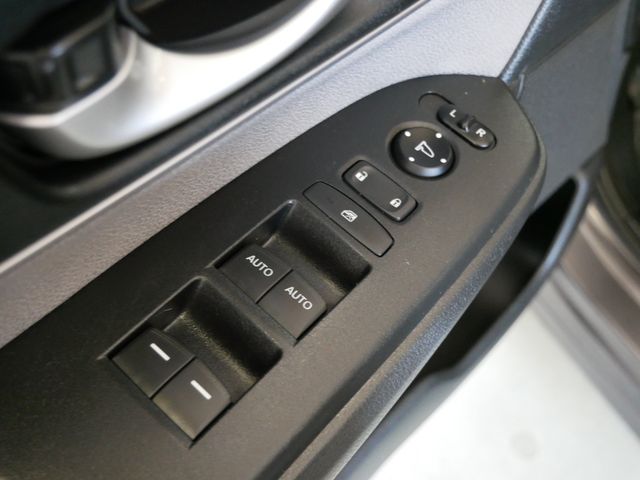 Thumbnail: 2017 Honda CR-V - 16