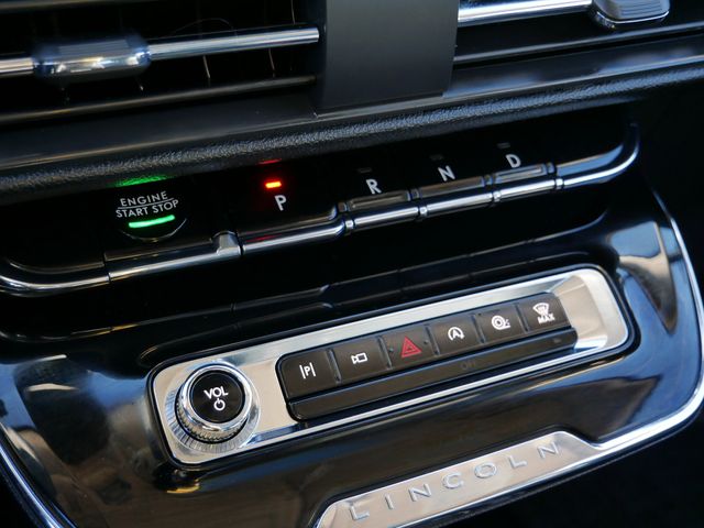 Thumbnail: 2023 Lincoln Corsair - 16