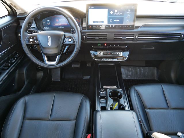 Thumbnail: 2023 Lincoln Corsair - 9