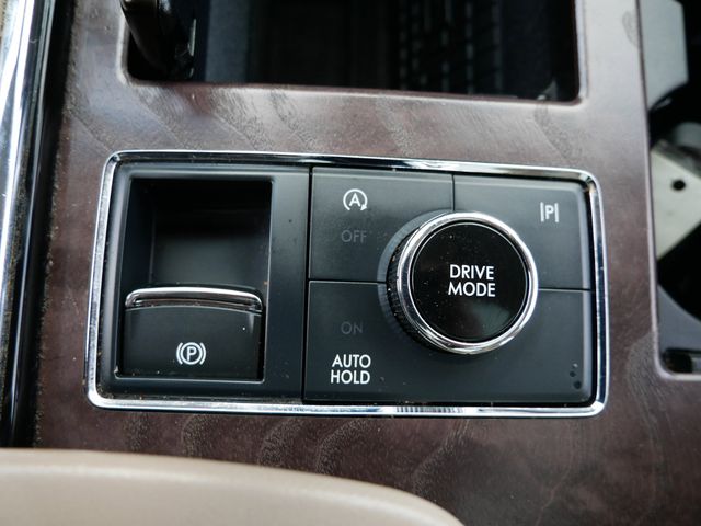 Thumbnail: 2022 Lincoln Navigator L - 20