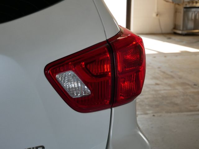 Thumbnail: 2018 Nissan Pathfinder - 15