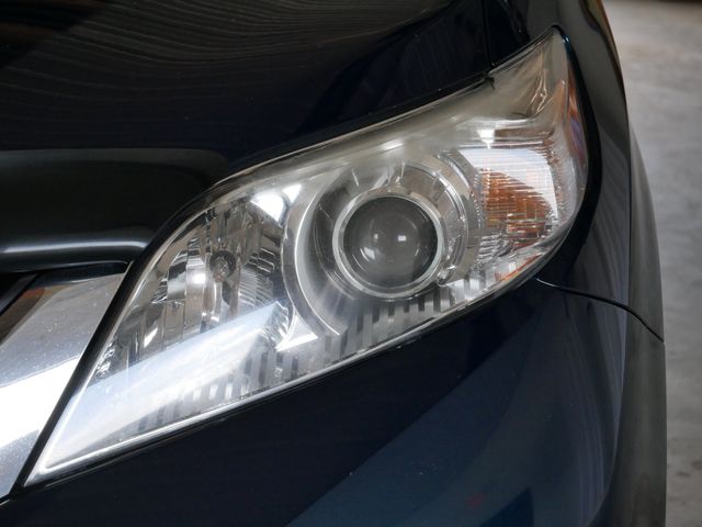 Thumbnail: 2011 Toyota Sienna - 15
