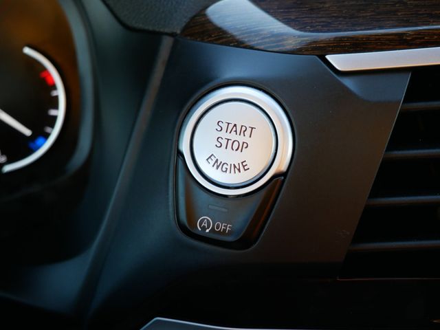 Thumbnail: 2021 BMW X3 - 28