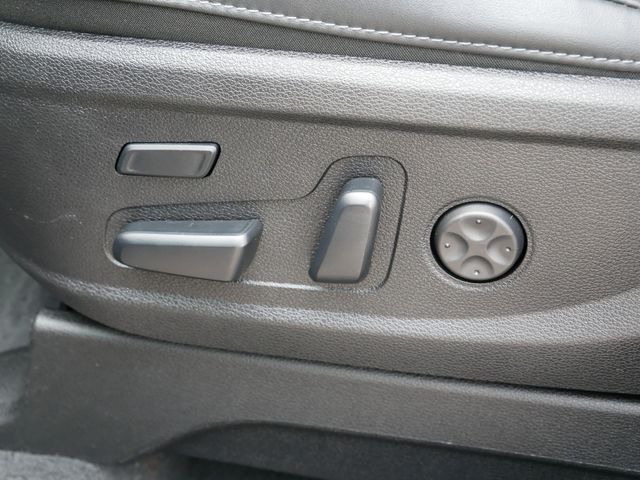 Thumbnail: 2023 Kia Telluride - 23