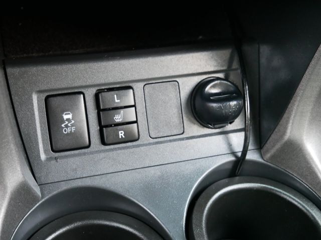 Thumbnail: 2010 Toyota RAV4 - 20