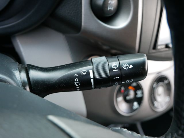 Thumbnail: 2010 Toyota RAV4 - 27