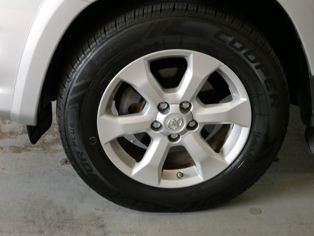 Thumbnail: 2010 Toyota RAV4 - 5
