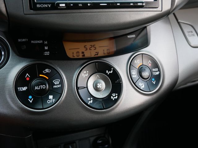 Thumbnail: 2010 Toyota RAV4 - 19