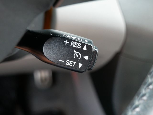 Thumbnail: 2010 Toyota RAV4 - 25