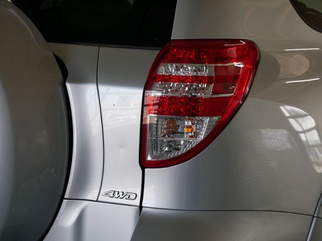 Thumbnail: 2010 Toyota RAV4 - 14