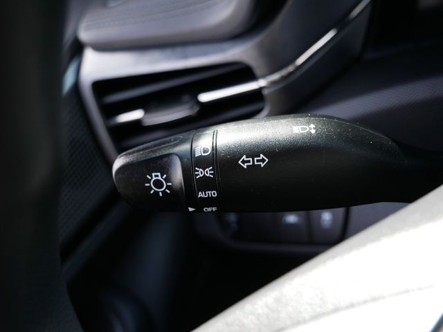 Thumbnail: 2020 Hyundai Ioniq - 25