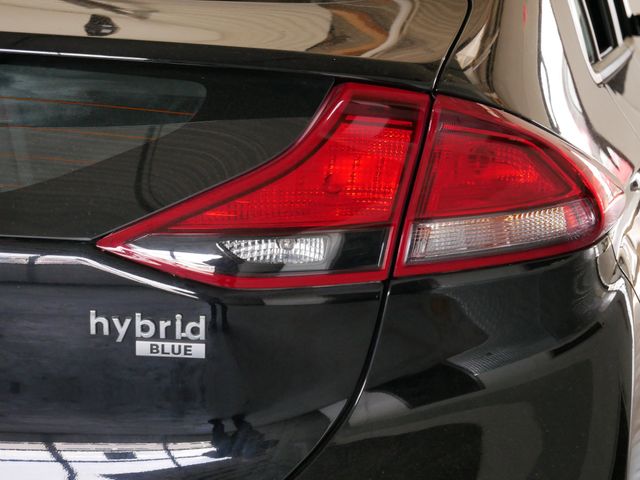 Thumbnail: 2020 Hyundai Ioniq - 16