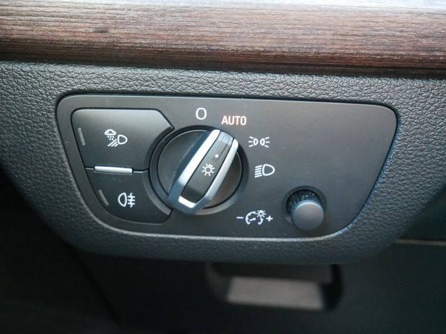 Thumbnail: 2023 Audi Q5 - 17