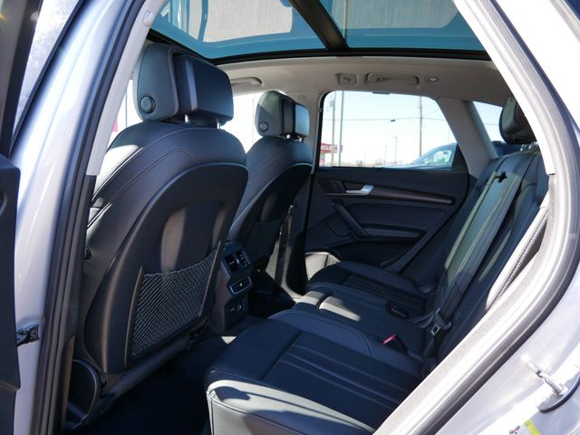 Thumbnail: 2023 Audi Q5 - 9