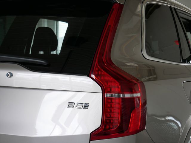 Thumbnail: 2025 Volvo XC90 - 13