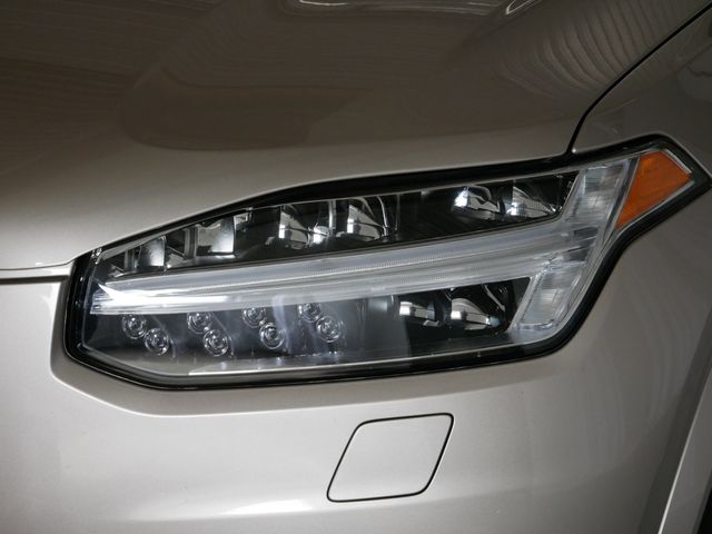Thumbnail: 2025 Volvo XC90 - 12