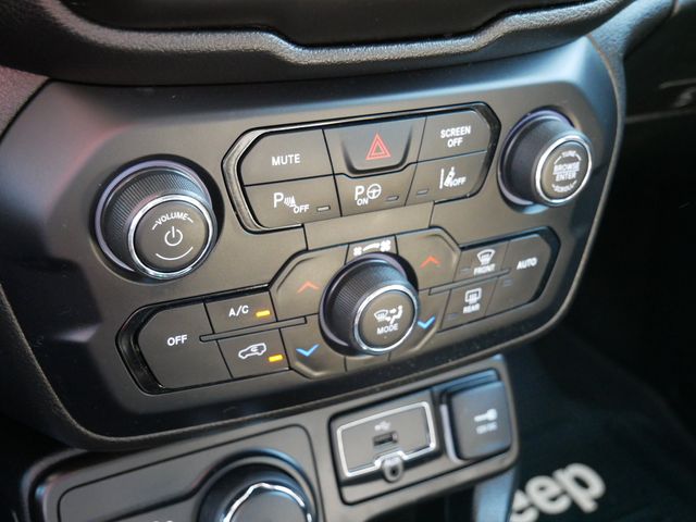 Thumbnail: 2021 Jeep Renegade - 20