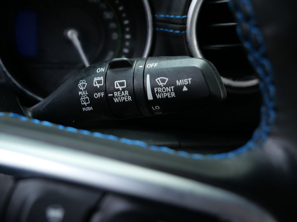 Thumbnail: 2022 Jeep Wrangler - 24