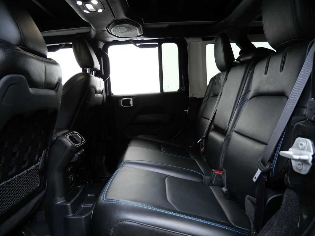 Thumbnail: 2022 Jeep Wrangler - 9