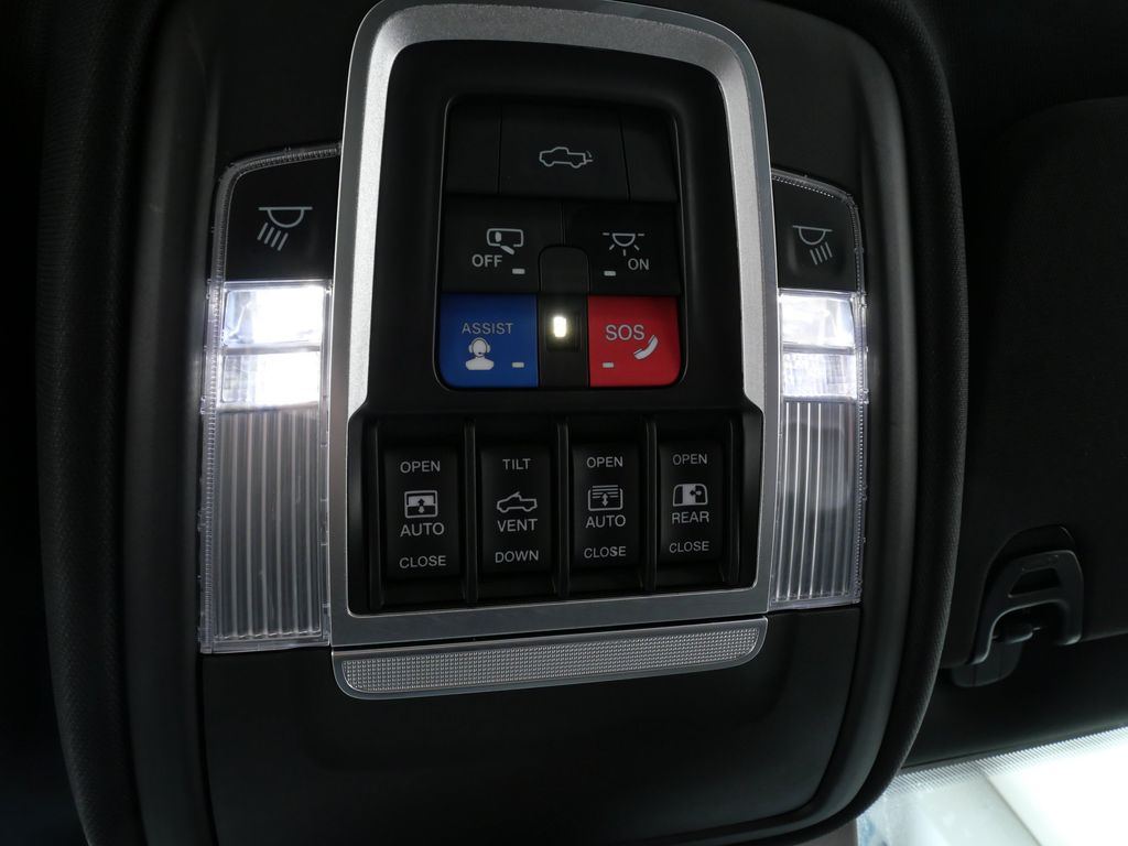Thumbnail: 2021 RAM 1500 - 30