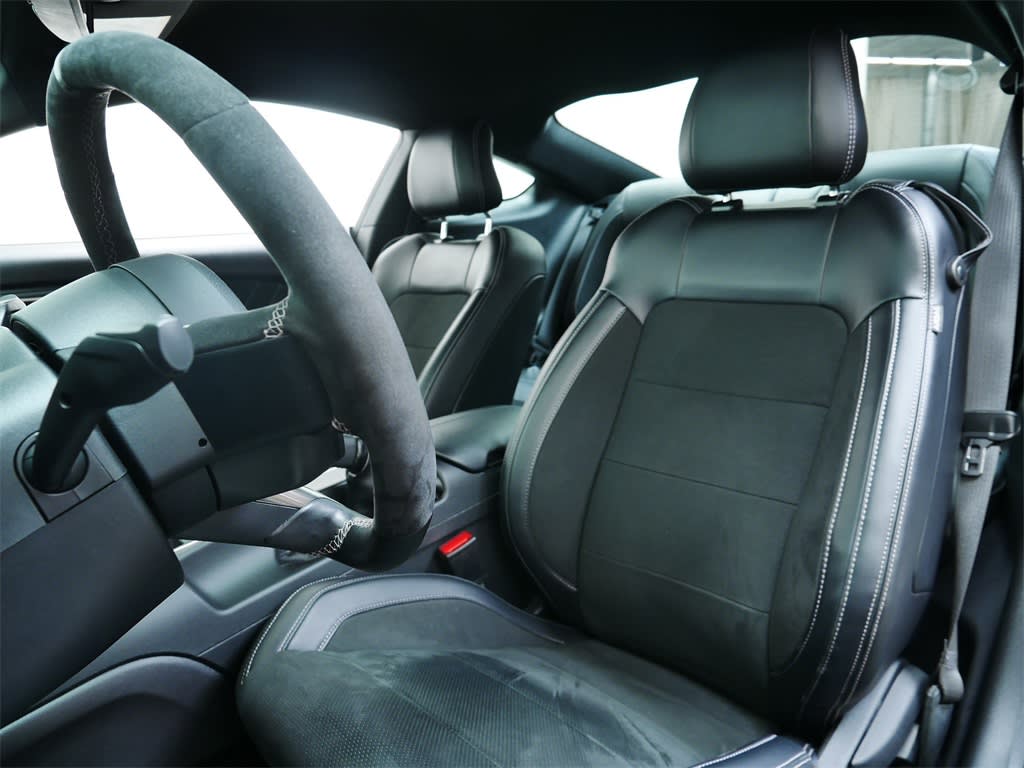 Thumbnail: 2016 Ford Mustang - 6