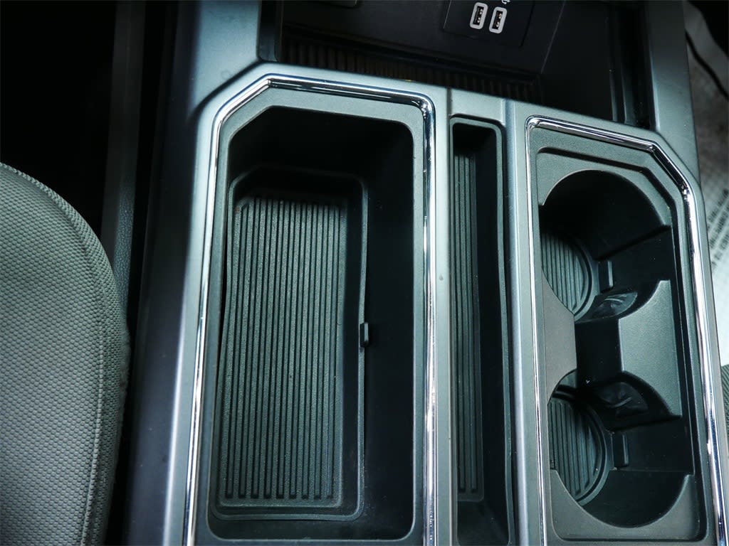 Thumbnail: 2016 Ford F-150 - 11