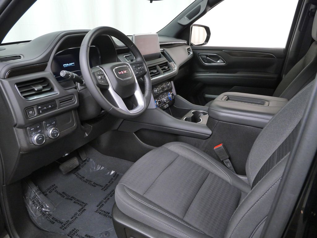 Thumbnail: 2023 GMC Yukon XL - 7