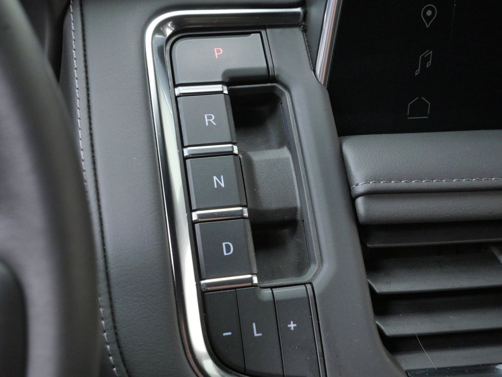 Thumbnail: 2023 GMC Yukon XL - 11