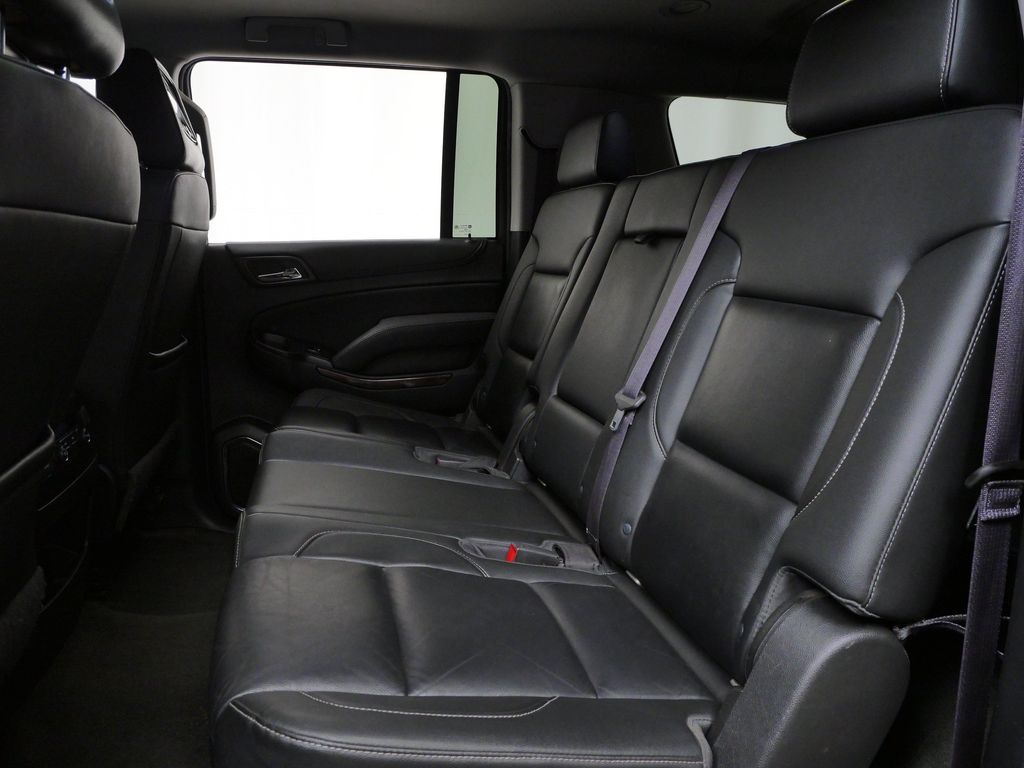 Thumbnail: 2017 Chevrolet Suburban - 10