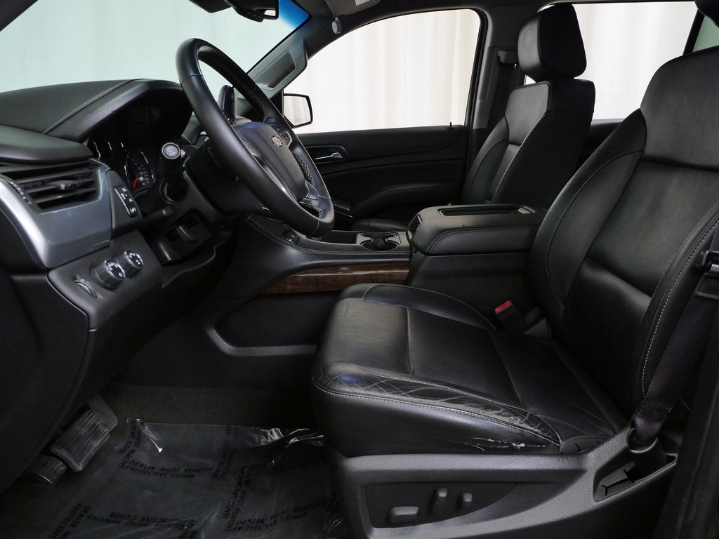 Thumbnail: 2017 Chevrolet Suburban - 9