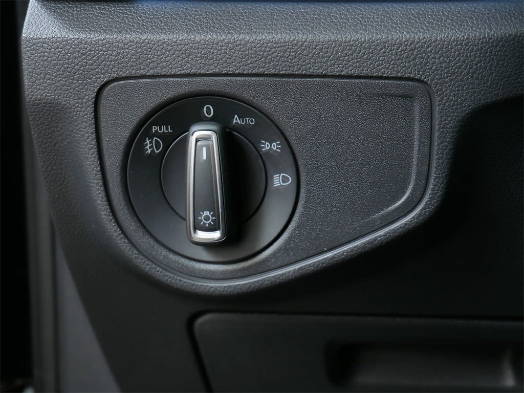 Thumbnail: 2019 Volkswagen Atlas - 21