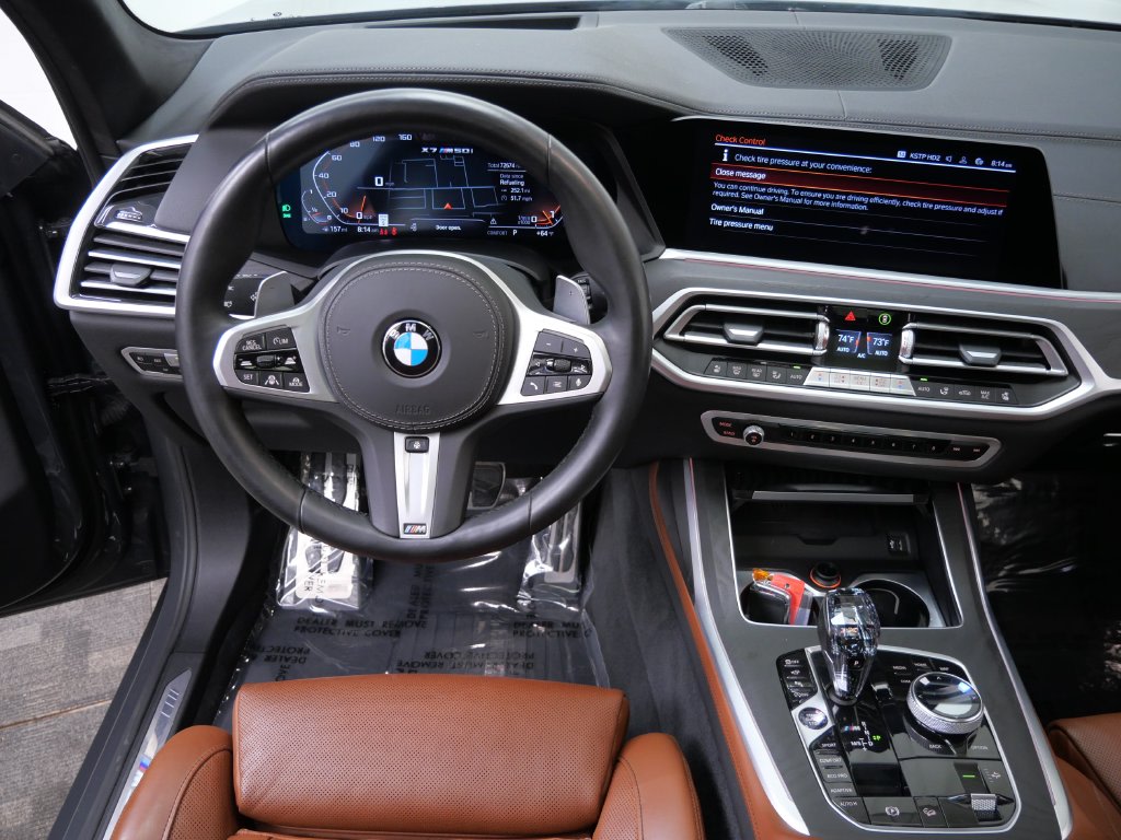 Thumbnail: 2021 BMW X7 - 8