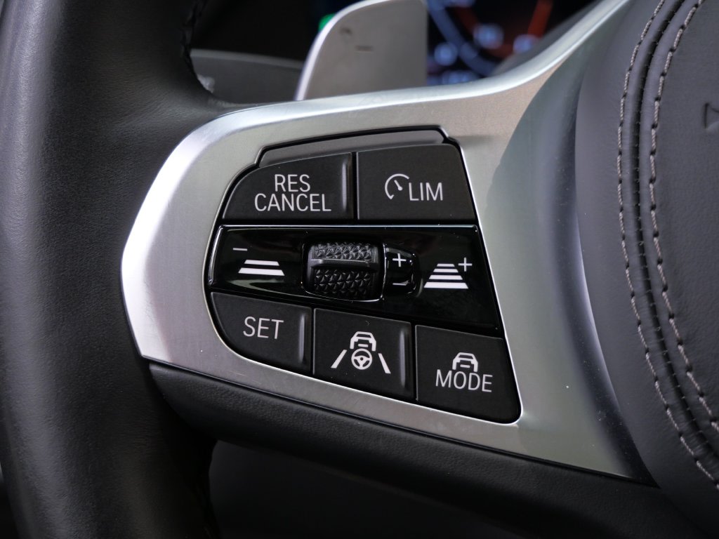 Thumbnail: 2021 BMW X7 - 22