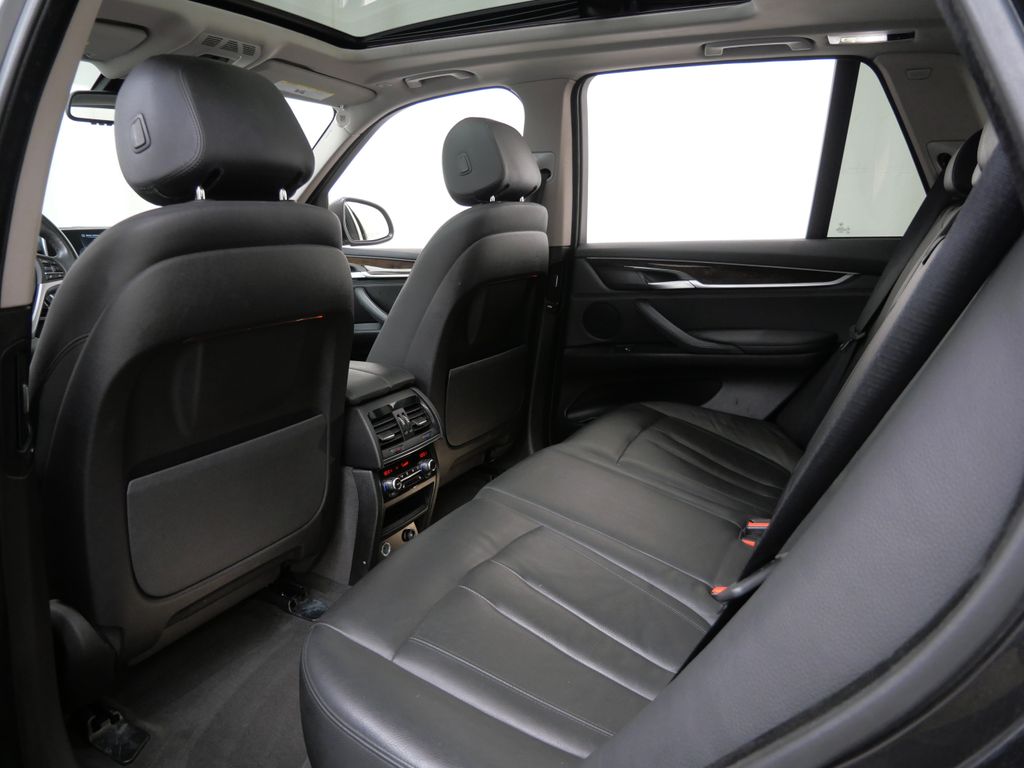Thumbnail: 2016 BMW X5 - 9