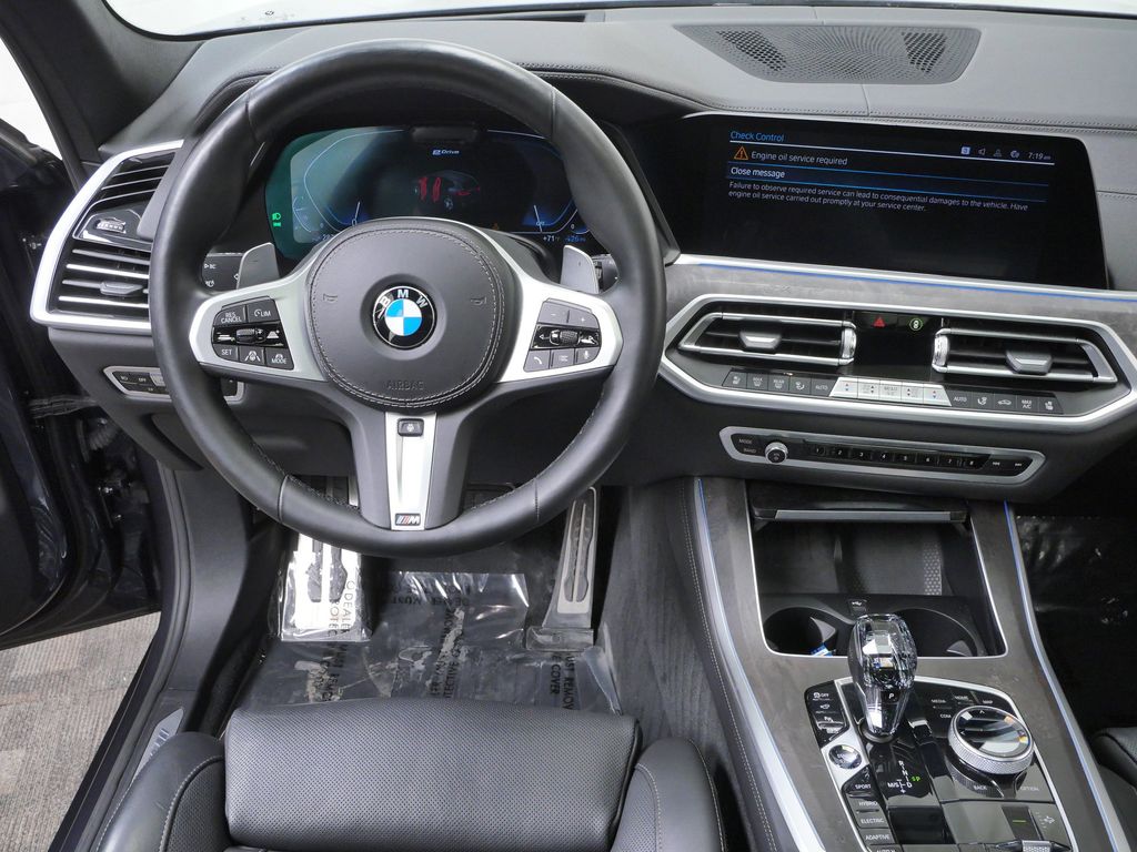 Thumbnail: 2021 BMW X5 - 2