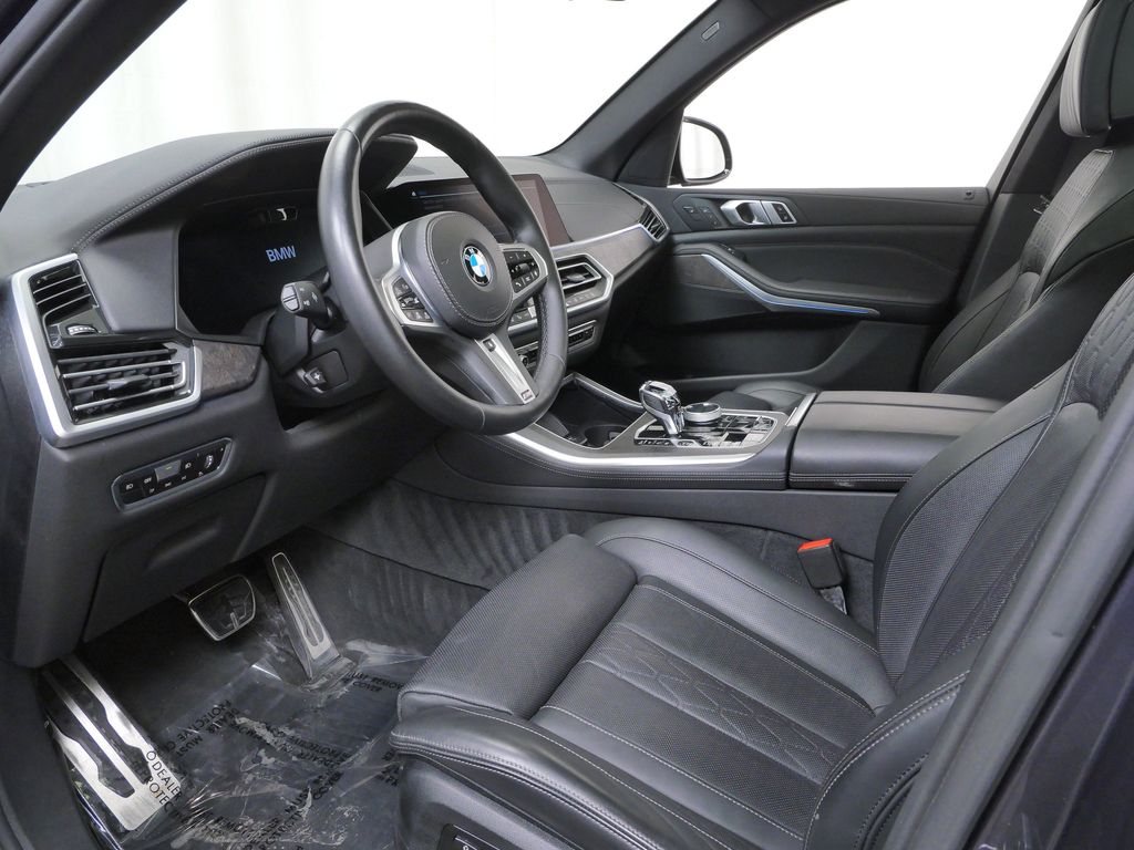 Thumbnail: 2021 BMW X5 - 8