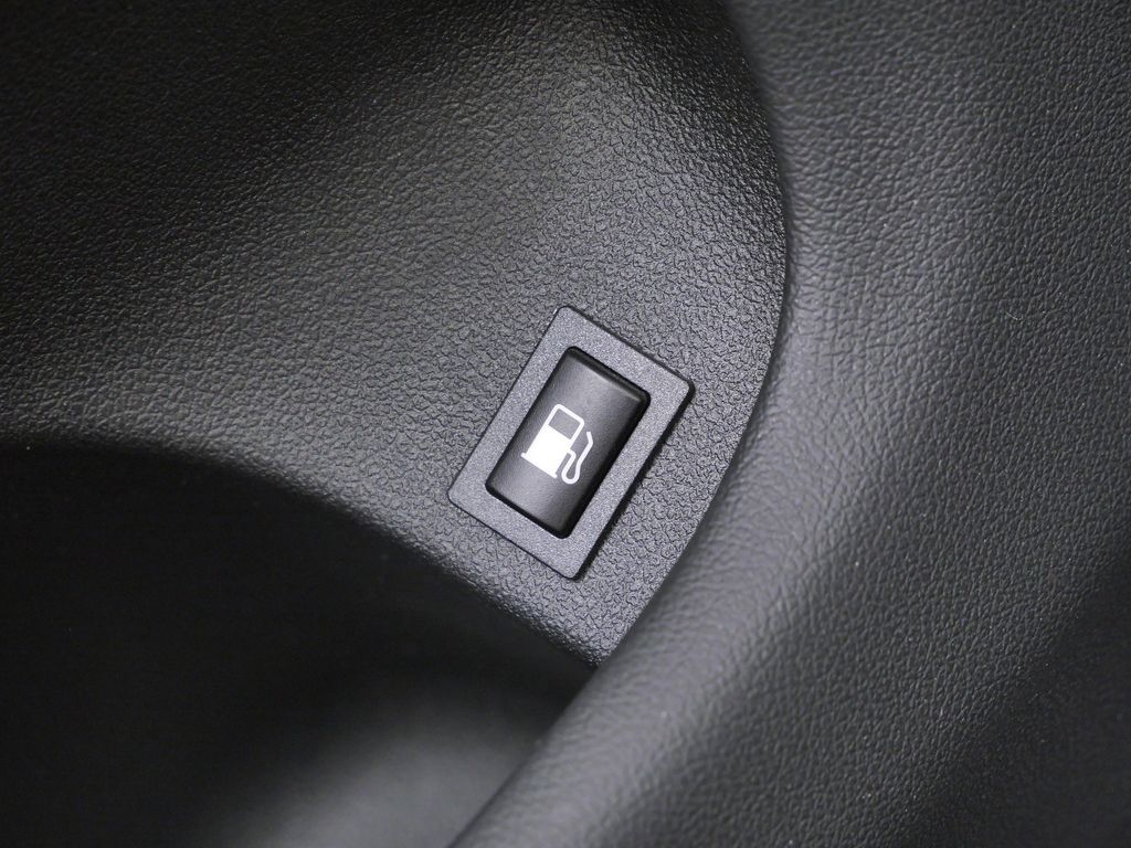 Thumbnail: 2021 BMW X5 - 12