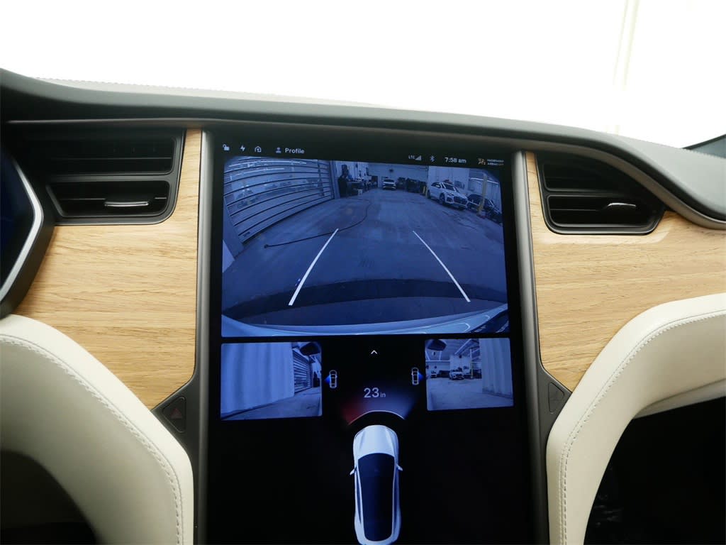 Thumbnail: 2020 Tesla Model S - 24