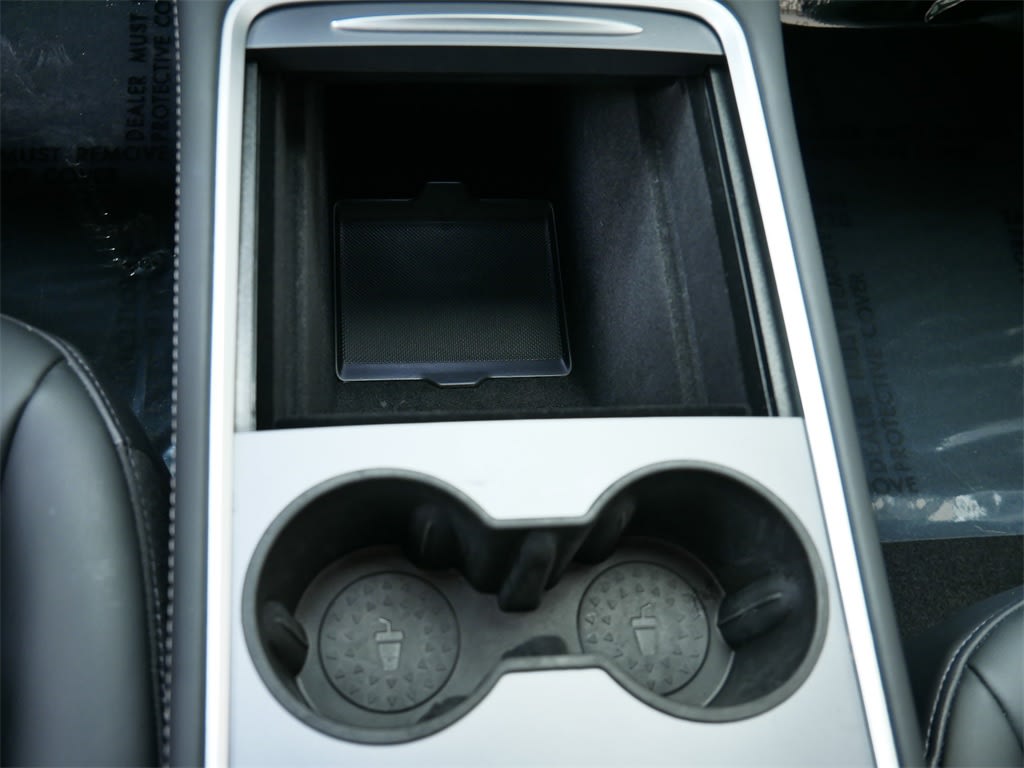 Thumbnail: 2023 Tesla Model Y - 12