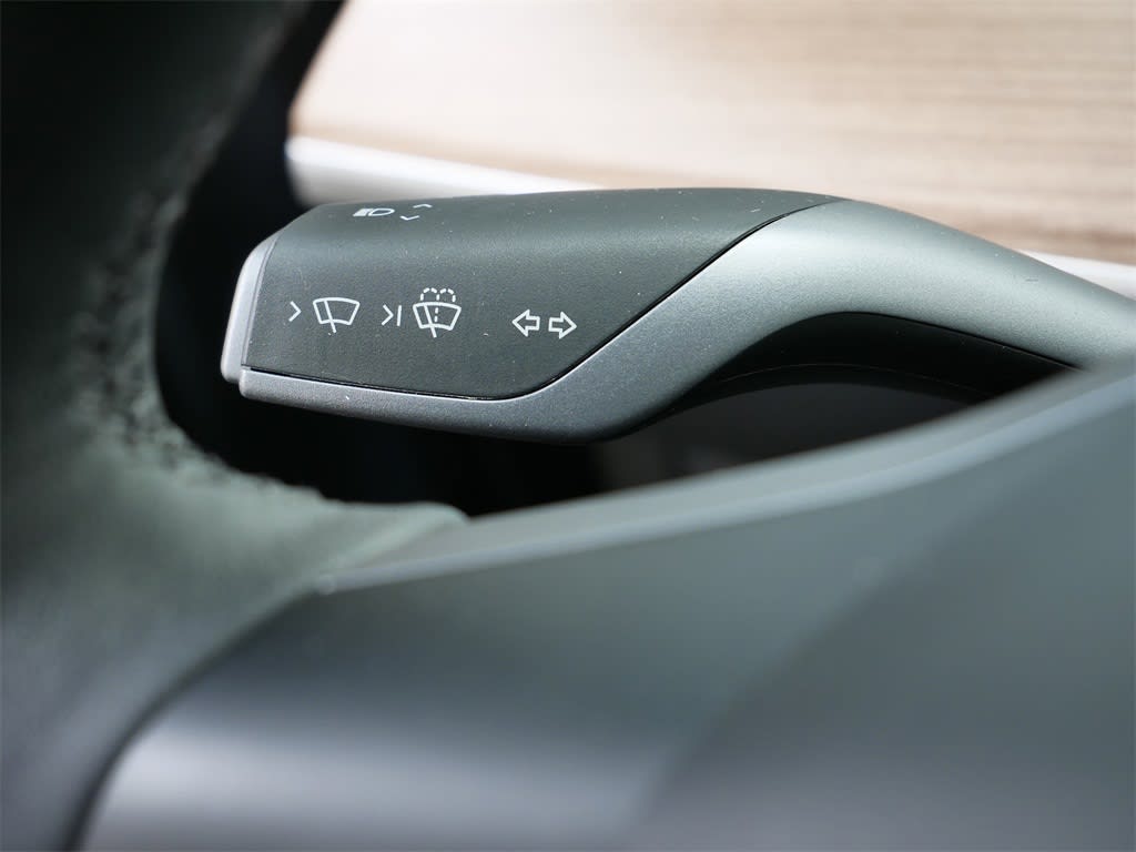 Thumbnail: 2023 Tesla Model Y - 15