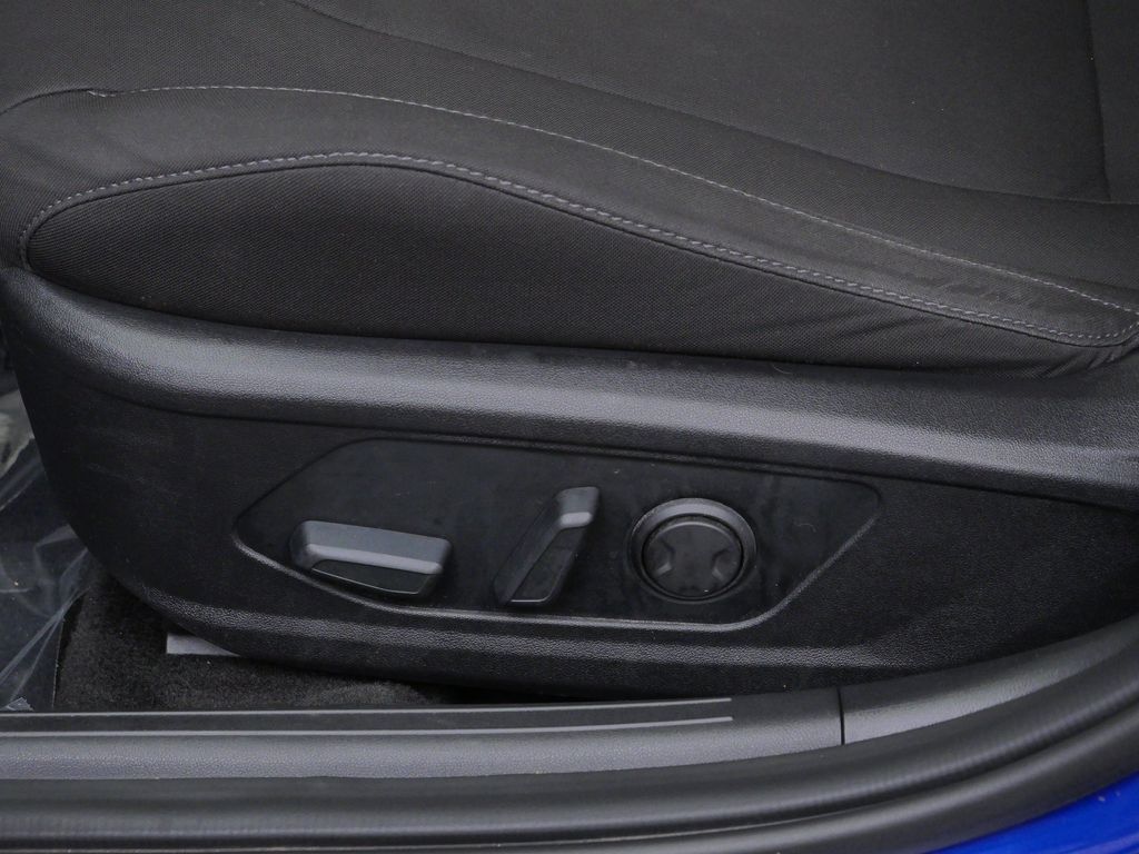 Thumbnail: 2021 Hyundai Elantra - 17