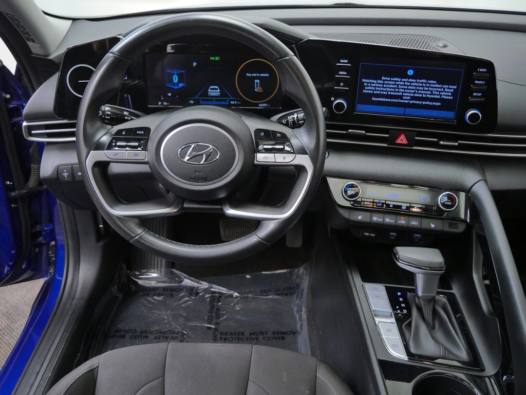 Thumbnail: 2021 Hyundai Elantra - 7
