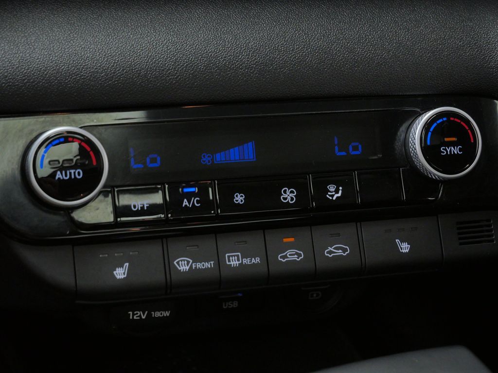 Thumbnail: 2021 Hyundai Elantra - 25