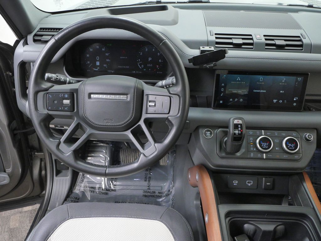 Thumbnail: 2024 Land Rover Defender - 2