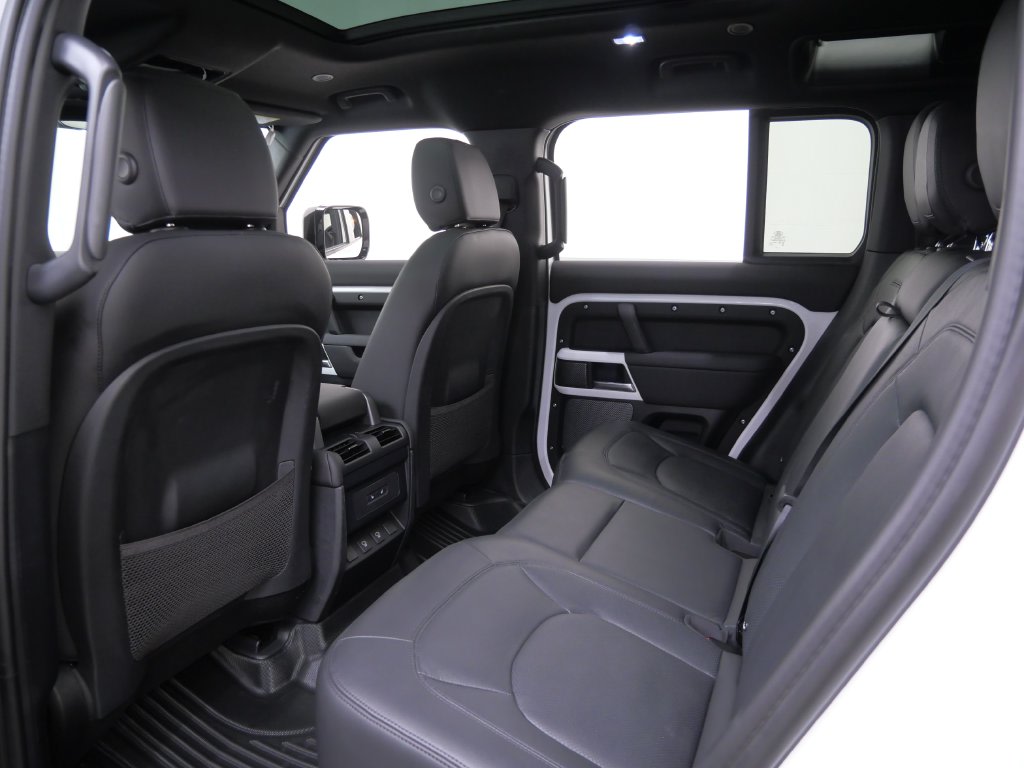 Thumbnail: 2024 Land Rover Defender - 8